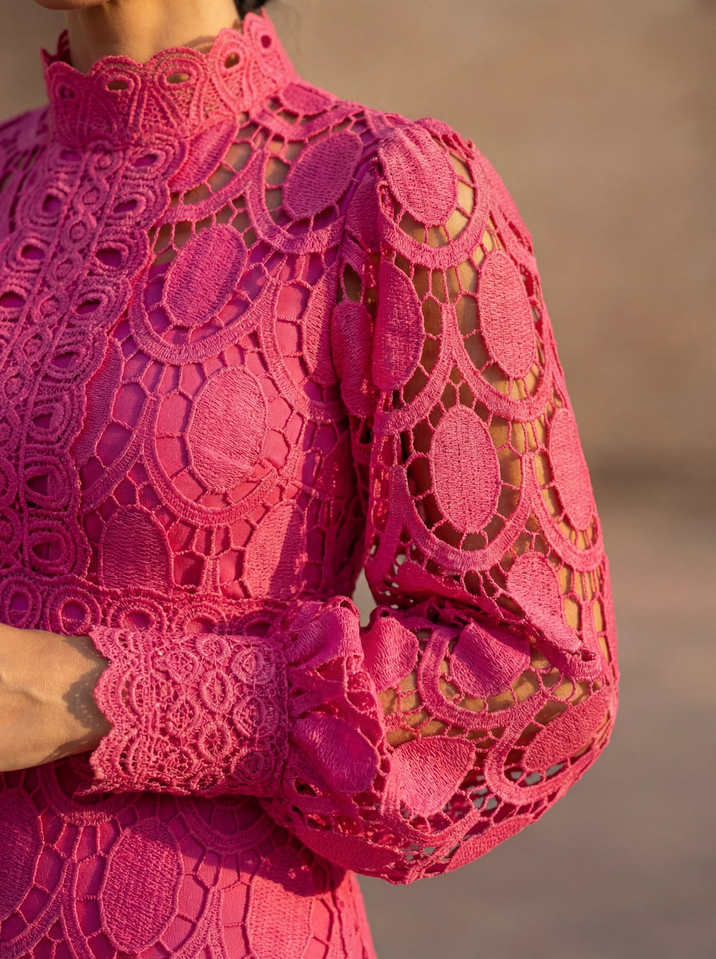 Camila | Vestido Midi de Encaje Exclusivo