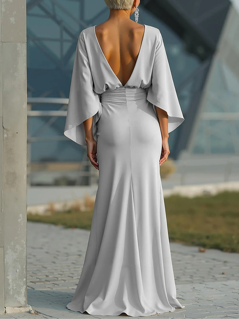 Alicia | Vestido elegante de espalda abierta en V